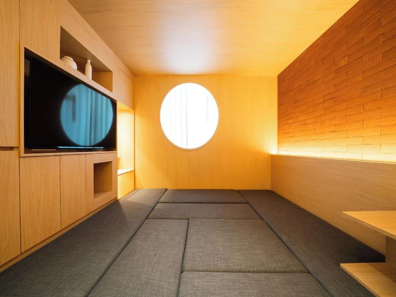 Y Collection By Unboundi Gyeongju image