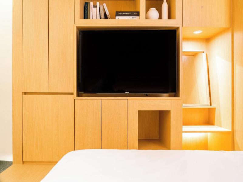 Y Collection By Unboundi Gyeongju image