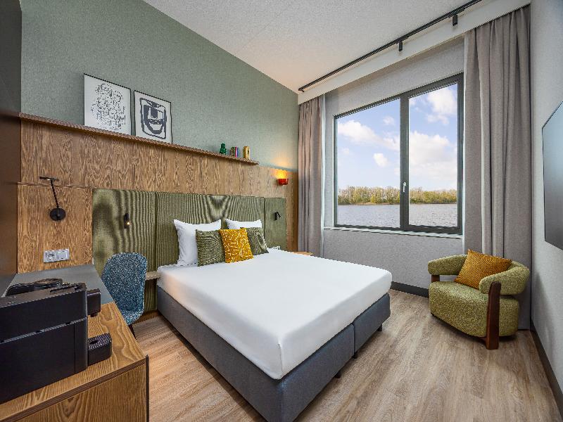 Postillion Hotel Breda Biesbosch image