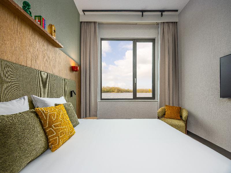 Postillion Hotel Breda Biesbosch image