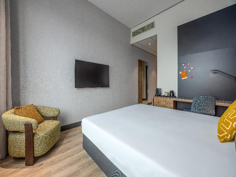 Postillion Hotel Breda Biesbosch image