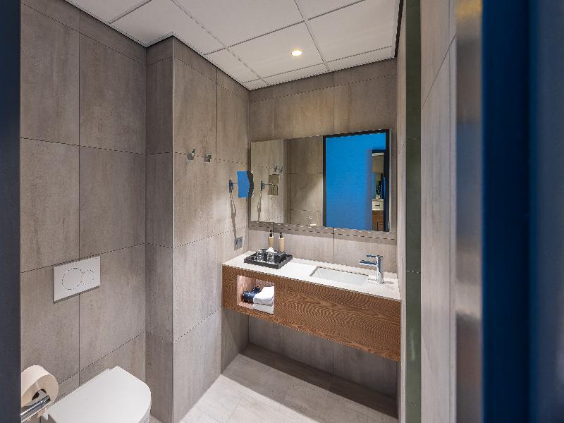 Postillion Hotel Breda Biesbosch image