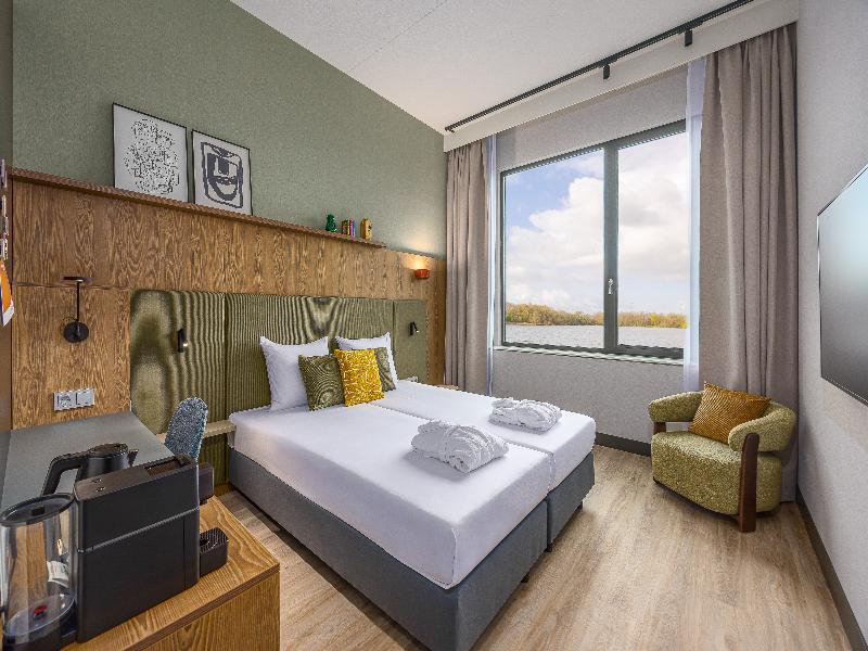 Postillion Hotel Breda Biesbosch image