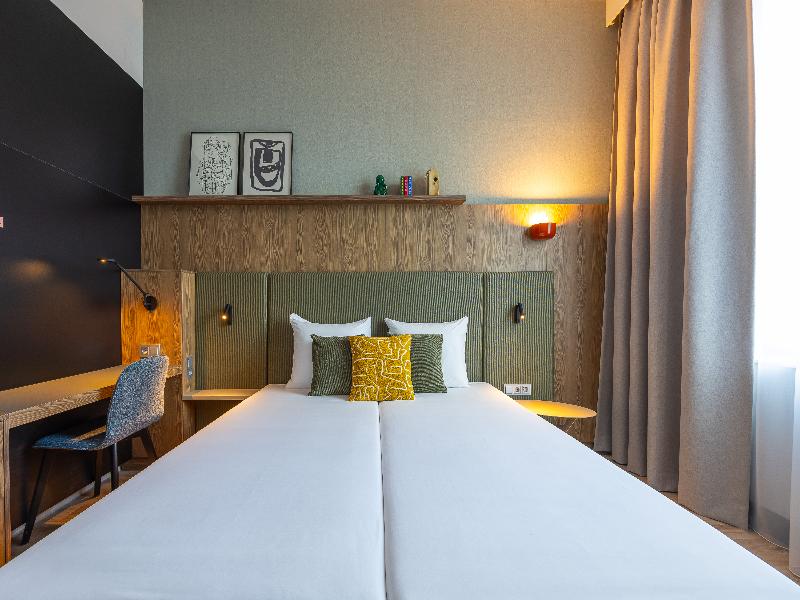 Postillion Hotel Breda Biesbosch image