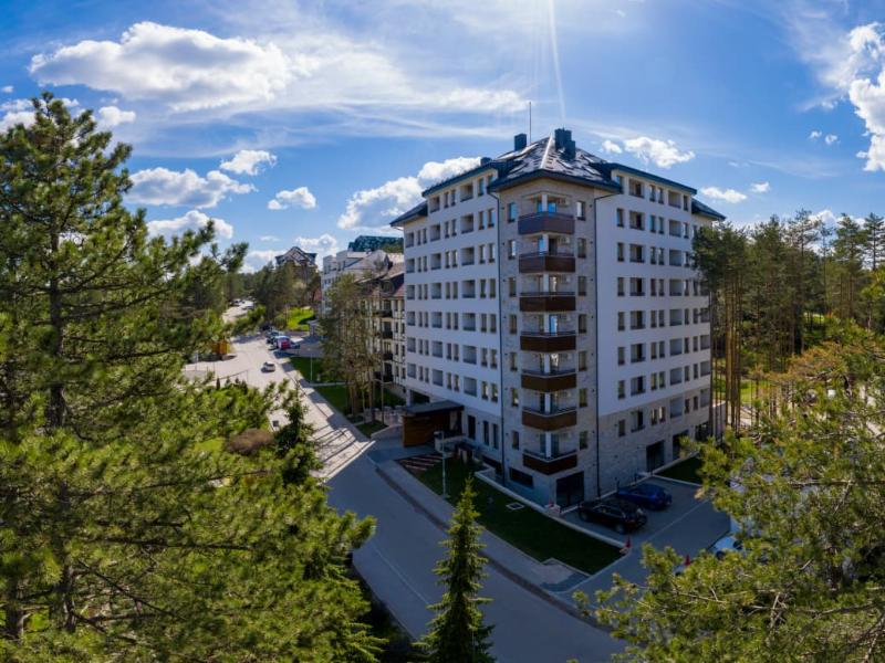 Konak Apartments & Spa image