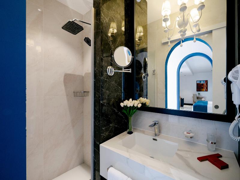 Monicca Collection Oura View Suites image