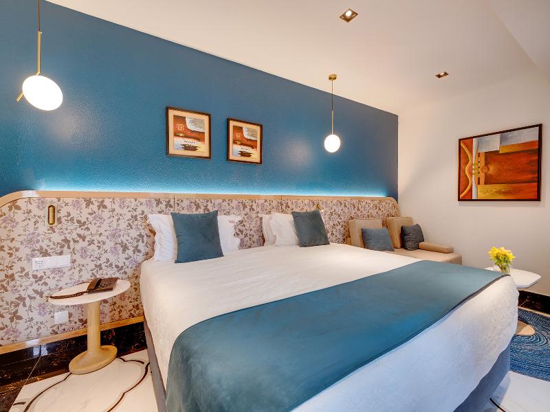Monicca Collection Oura View Suites image