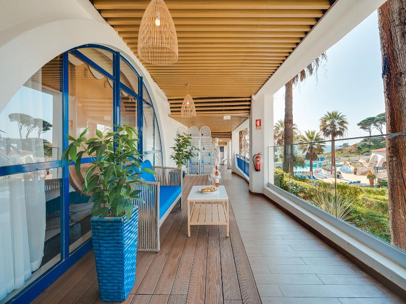 Monicca Collection Oura View Suites image