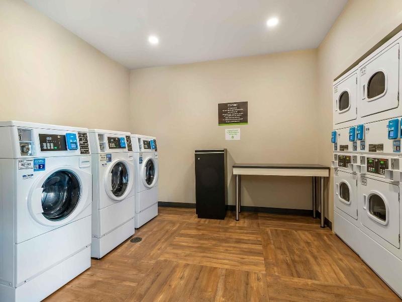 Extended Stay America Premier Suites Atlanta Newna image