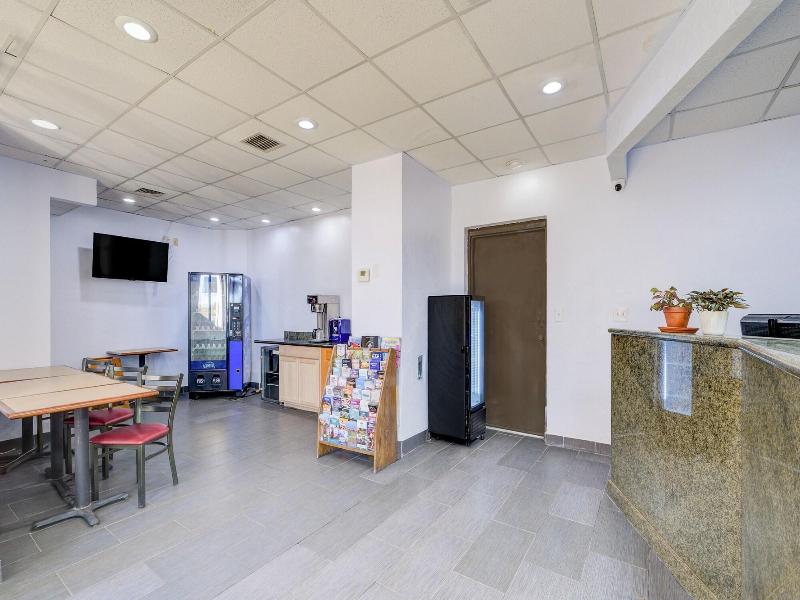 Capital O Travelers Inn Lawton Fort Sill