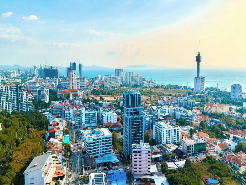 Fourium Pattaya Hotel And Serviced Residence 3