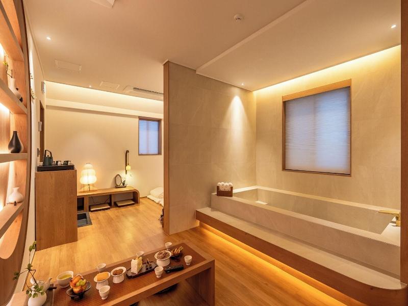 Haeundae Toyu Ryokan image