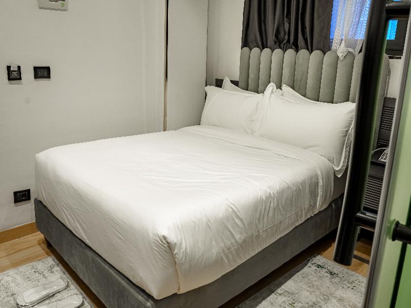 Vora Addis Hotel image