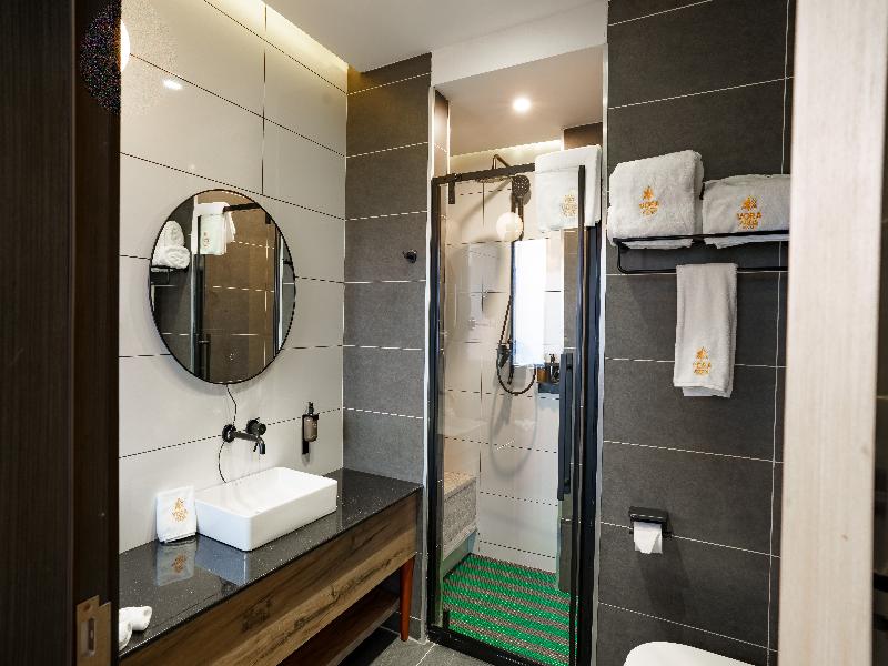 Vora Addis Hotel image