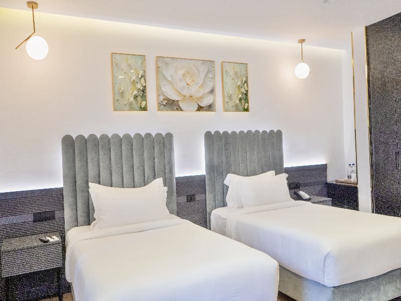 Vora Addis Hotel image