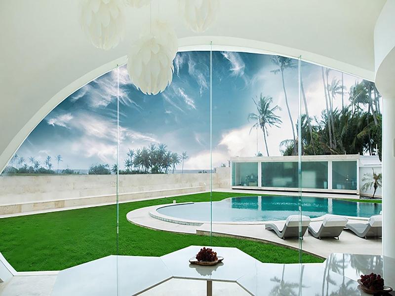 Beachfront Villa The Cloud image