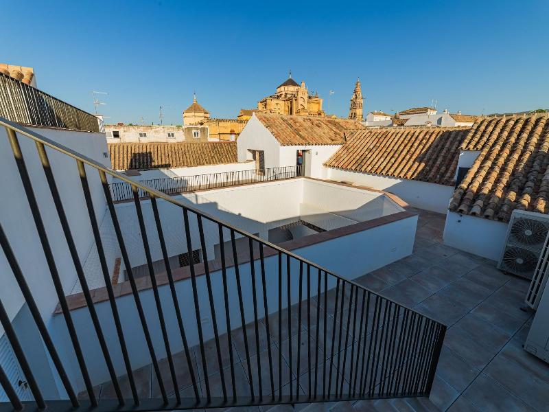 Casa Del Cardenal image