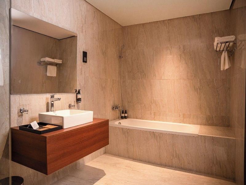 Golden Tulip Muscat The Village image