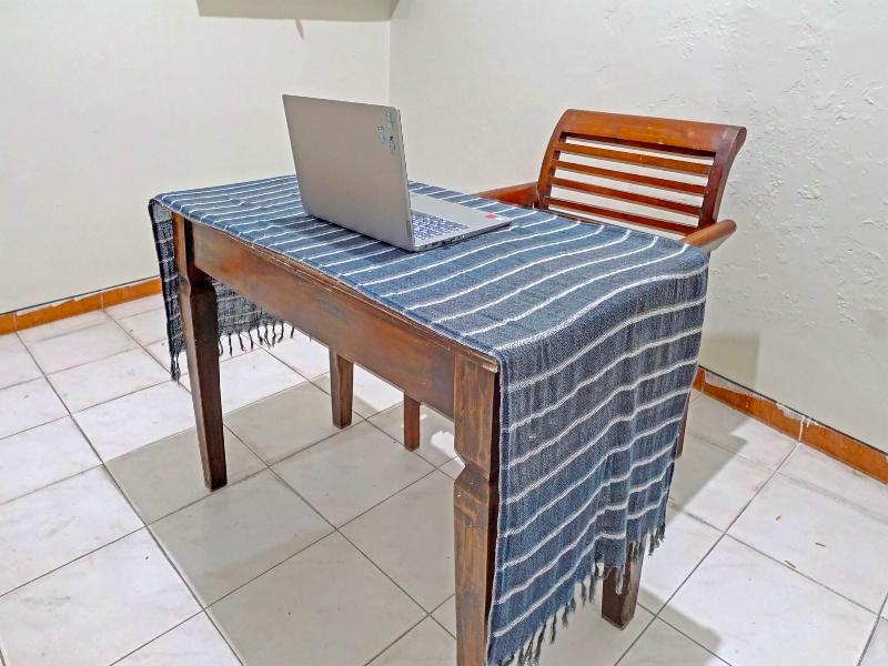 Oyo Life 91896 Kost Bu Dewi Syariah image
