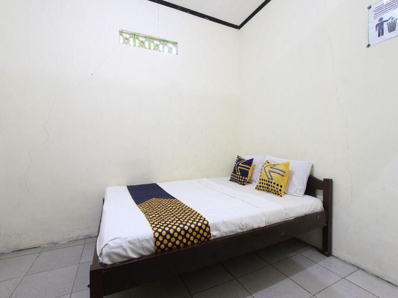 Hotel O Penginapan Tanjung Alang Syariah