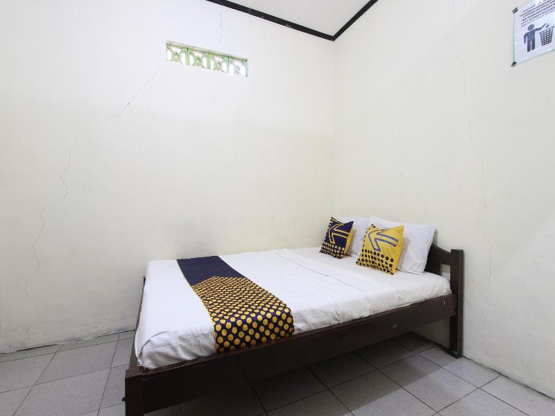 Hotel O Penginapan Tanjung Alang Syariah