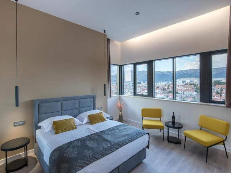 Seascape Luxury Rooms image