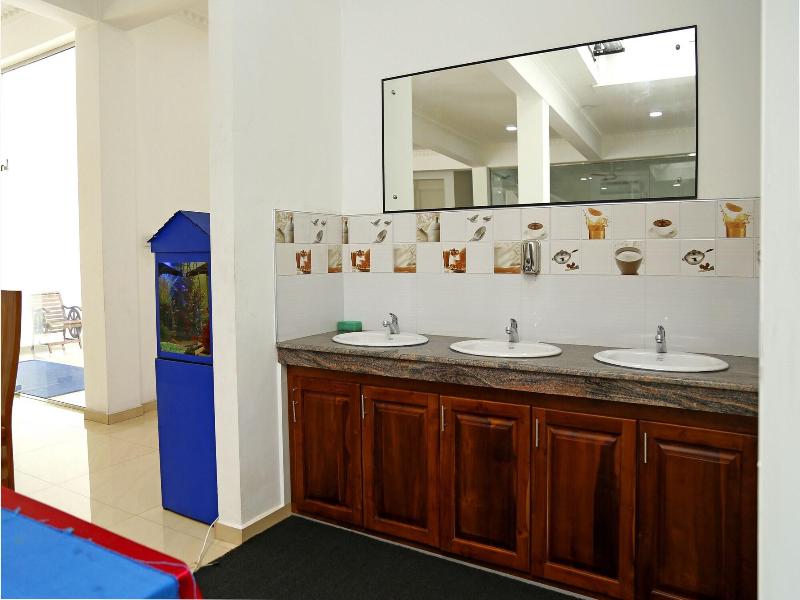 Ronaka Airport Transit Hotel image