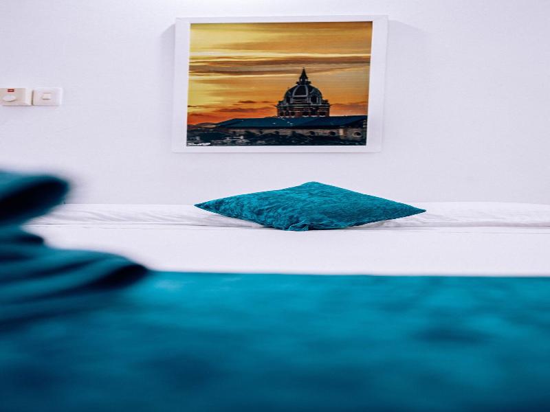 Neos Hotel Cartagena image