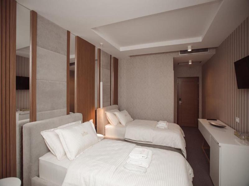Hotel Chicago image