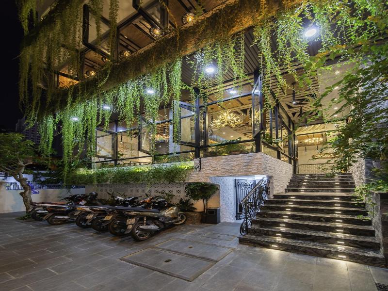 Aaron Boutique Hotel image