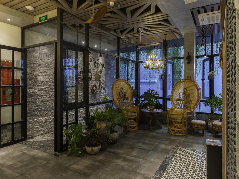 Aaron Boutique Hotel image