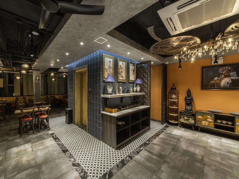 Aaron Boutique Hotel image