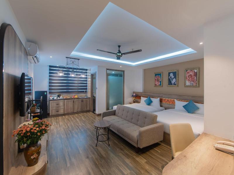 Aaron Boutique Hotel image