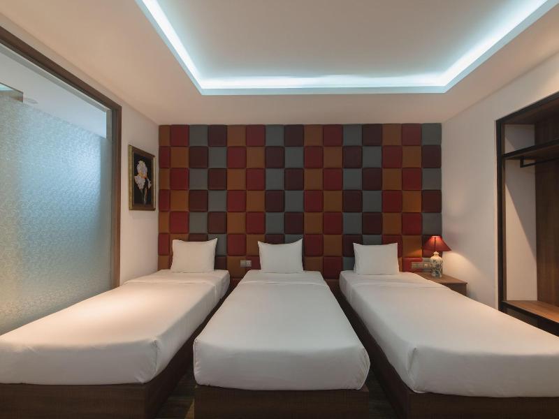 Aaron Boutique Hotel image
