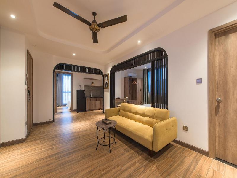 Aaron Boutique Hotel image