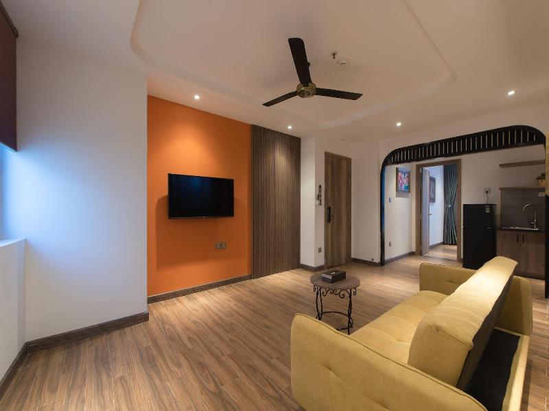 Aaron Boutique Hotel image