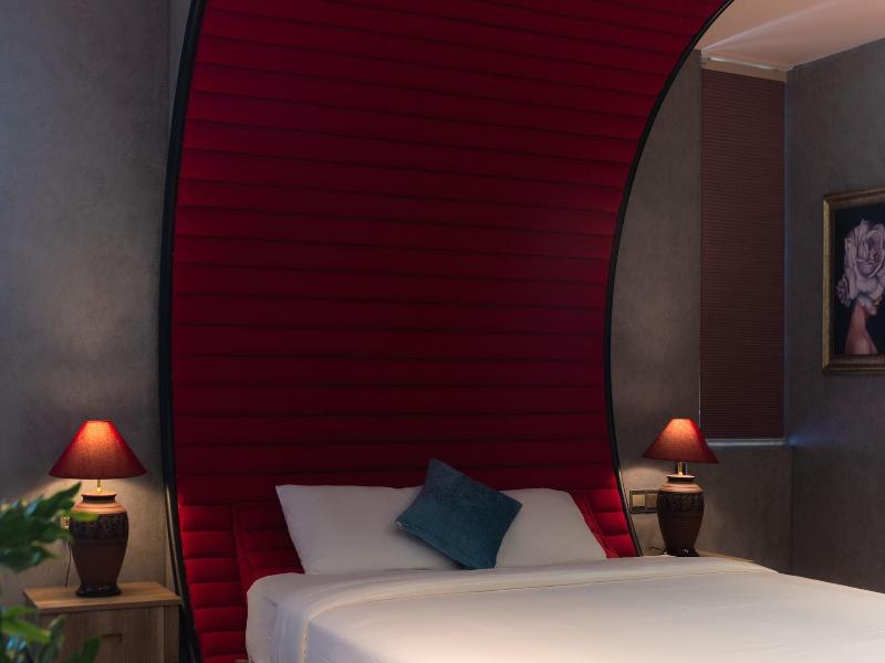 Aaron Boutique Hotel image