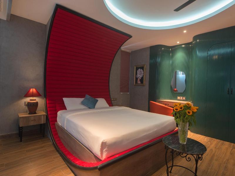Aaron Boutique Hotel image