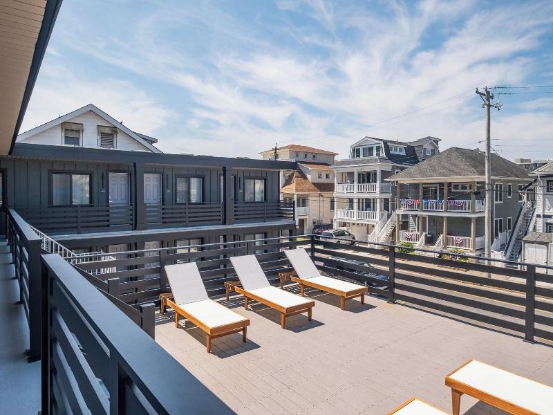 The Surf Club image