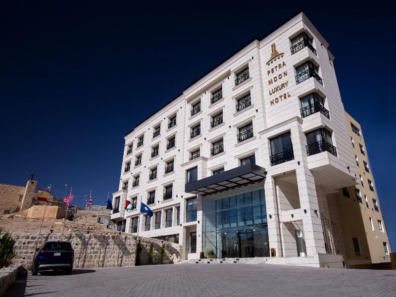 Petra Moon Luxury Hotel 4
