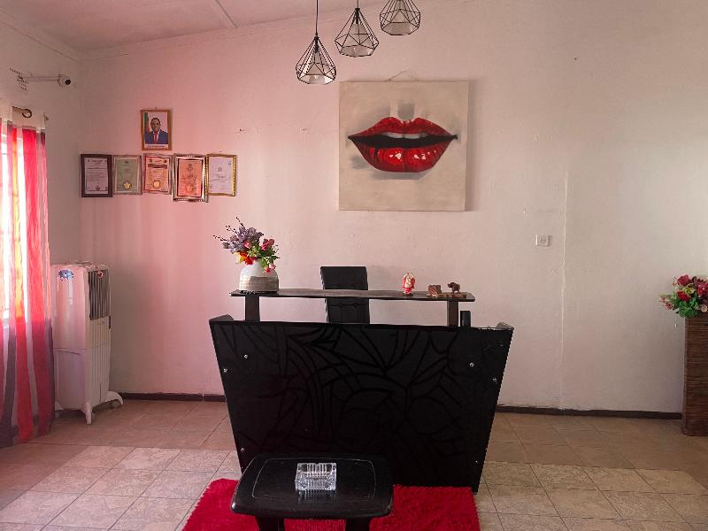 Black Olive Lodge image