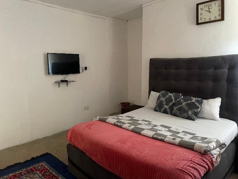 Black Olive Lodge image