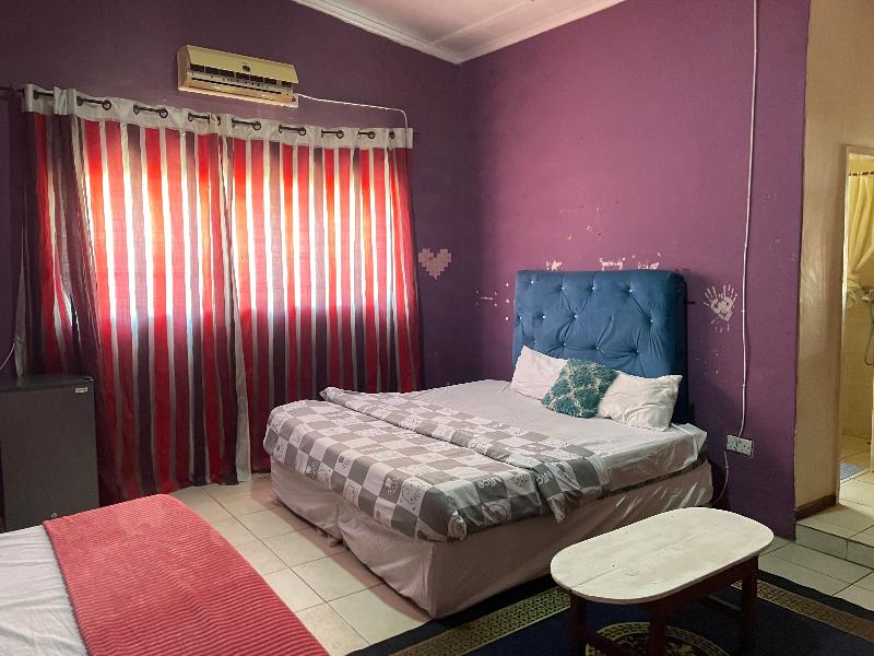 Black Olive Lodge image