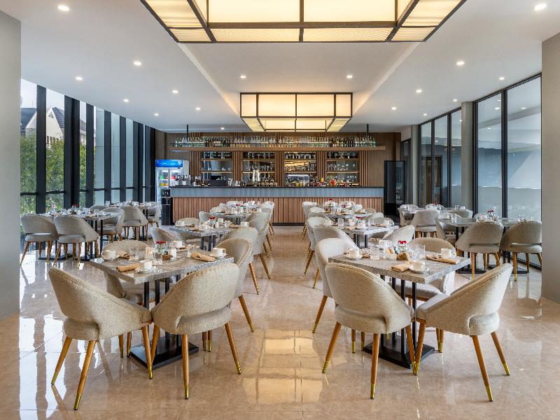 Royal Alana Yogyakarta Hotel & Convention Center image