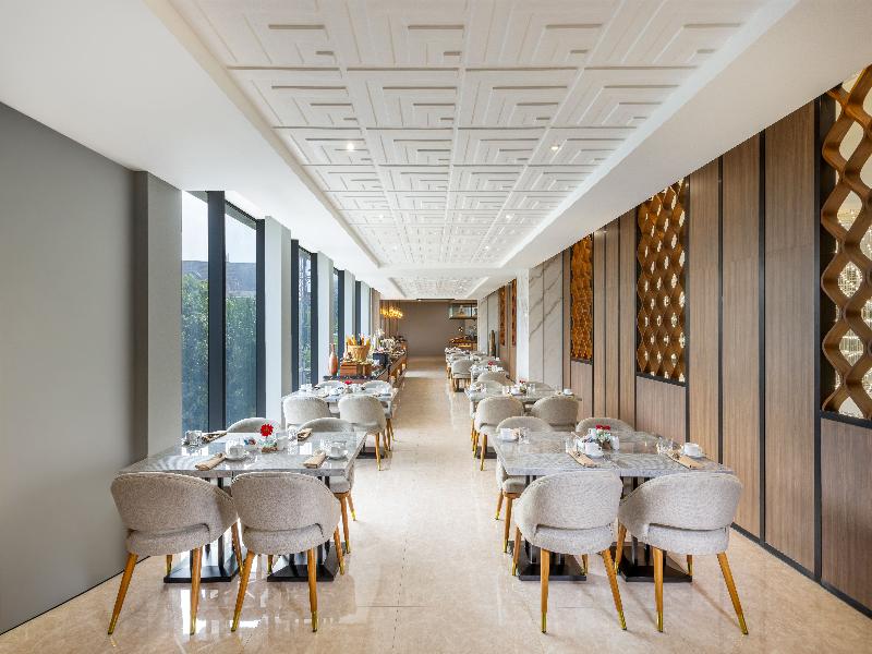 Royal Alana Yogyakarta Hotel & Convention Center image