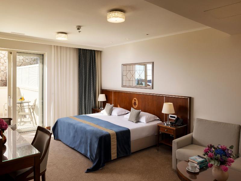 Hotel More image
