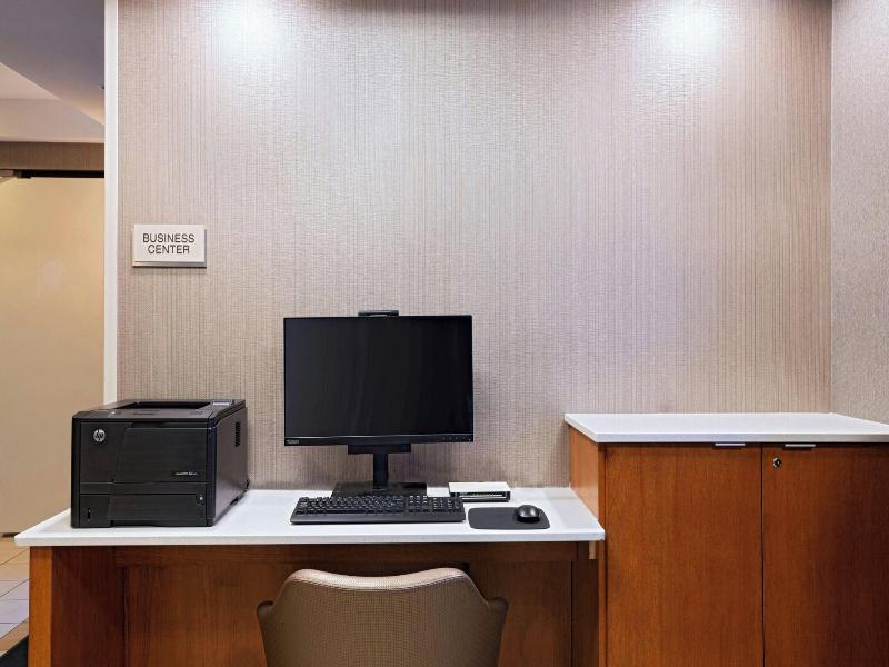 Springhill Suites Boise image