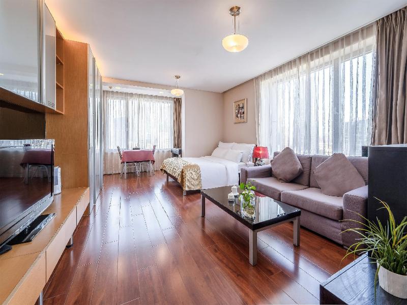 Qingdao Housing International Hotel image