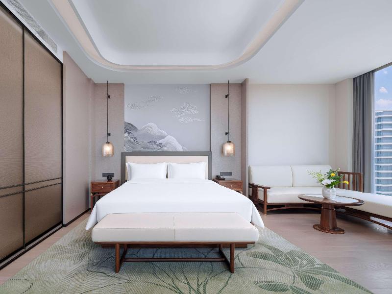 Swissotel Zhoushan Yingguan image