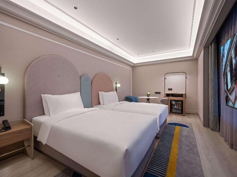 Mercure Hangzhou Wenyi Road image